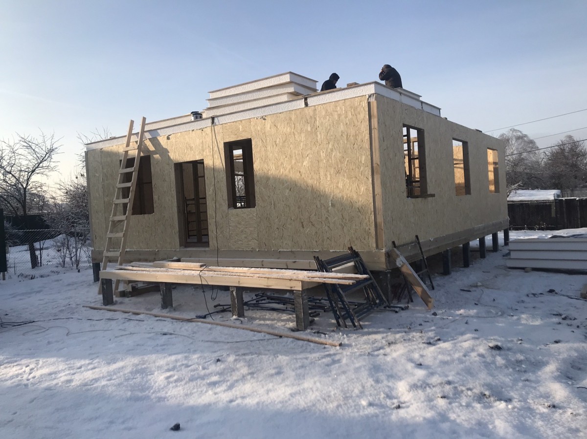 Продолжение возведения частного жилого дома по индивидуальному проекту из СИП-панелей собственного производства на территории ТСН N5 ГАЗ (г. Нижний Новгород)